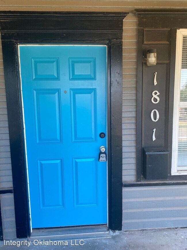 Foto del edificio - 2 br, 1 bath House - 1801 NW 8th St.