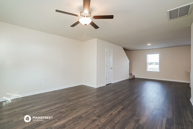 Building Photo - Welcome Home!