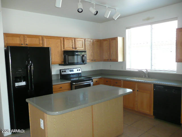 Foto del edificio - 971 S Meadows Dr