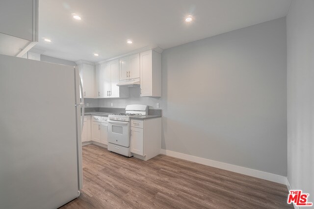 Foto principal - 4603 W 118th St