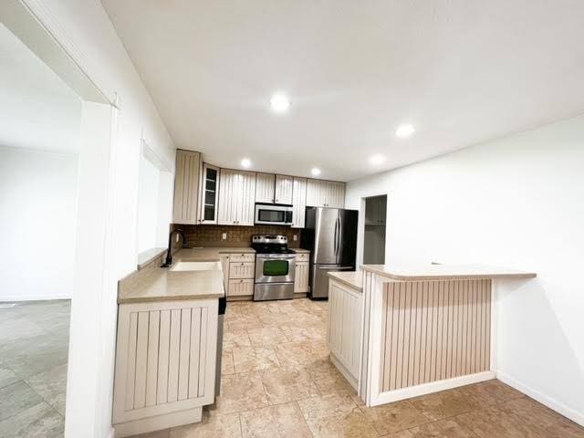 Building Photo - 200 Cedar Hill Ln