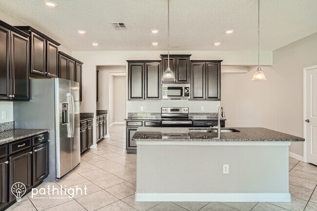 Foto del edificio - 12223 Ballentrae Forest Drive, Riverview, ...
