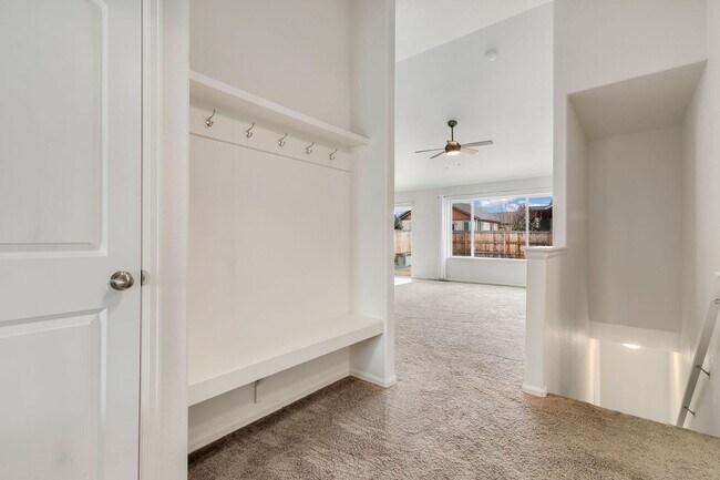 Building Photo - Fantastic Loveland Location with 5 Bedroom...