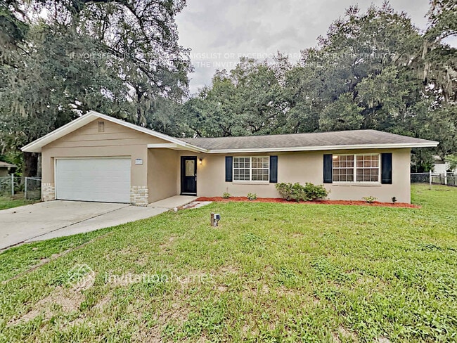 Building Photo - 978 Oak Dr