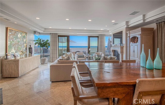 Building Photo - 7004 W Oceanfront