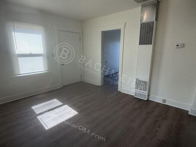 Foto del edificio - 720 SW 5th St