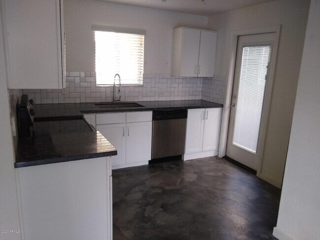 Foto del edificio - 5317 N 11th St