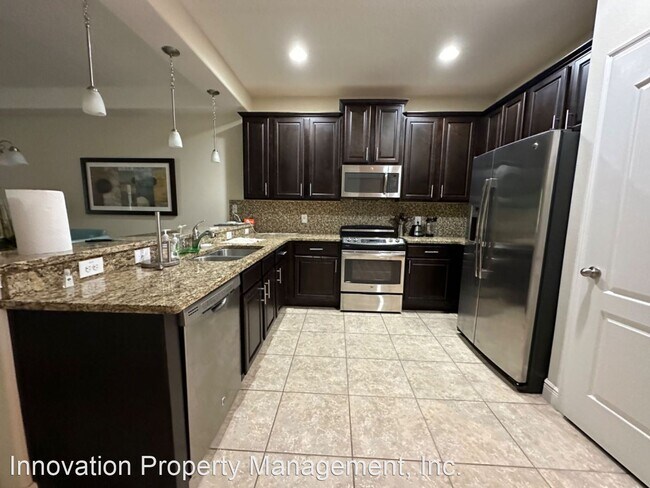 Foto del edificio - 3 br, 2.5 bath House - 8191 Roseville Blvd