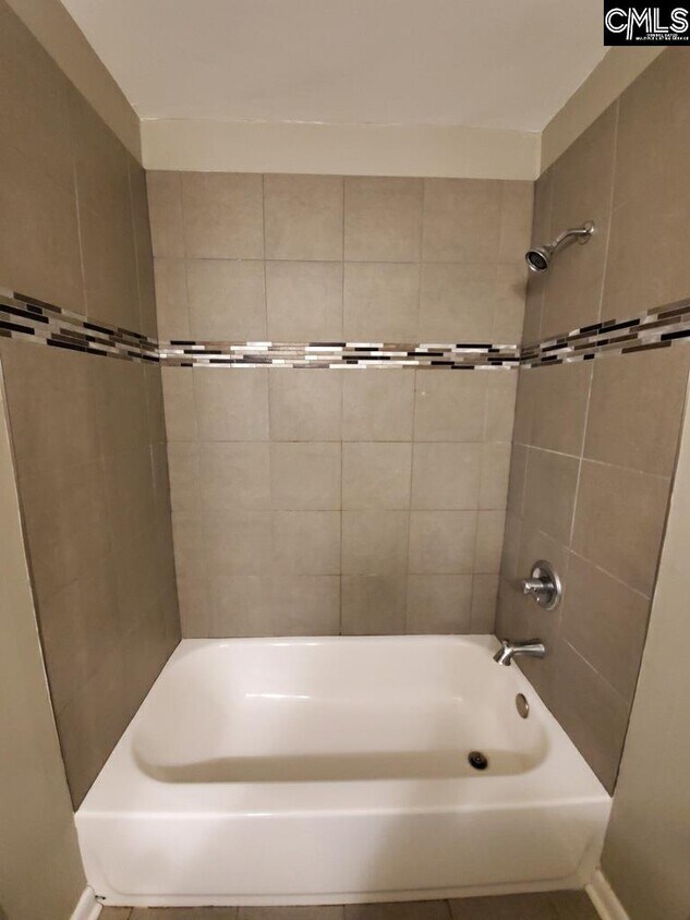 Foto principal - 524 Wessinger St