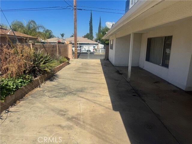 Foto del edificio - 415 S Tahquitz Ave