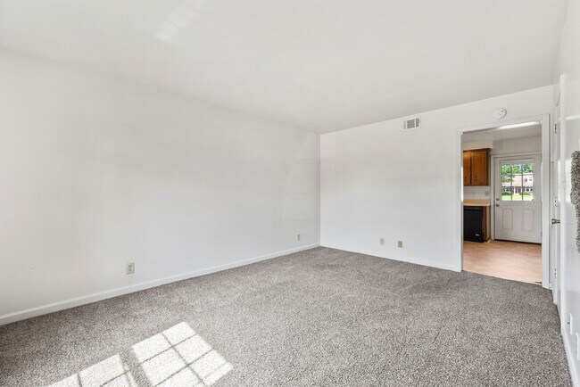 Foto del edificio - 273 Northridge Dr