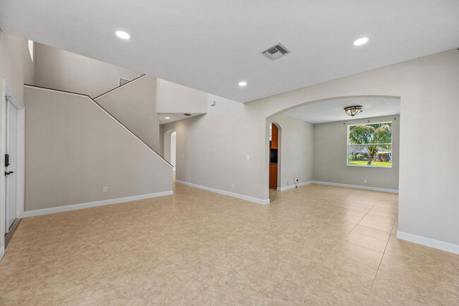 Foto del edificio - Larkspur Lane, Wellington, FL 33414 - 5 BR...