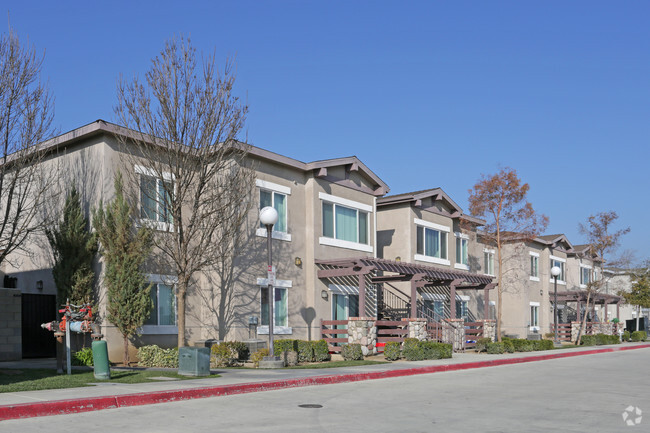 Foto del edificio - Pacheco Village Apartments