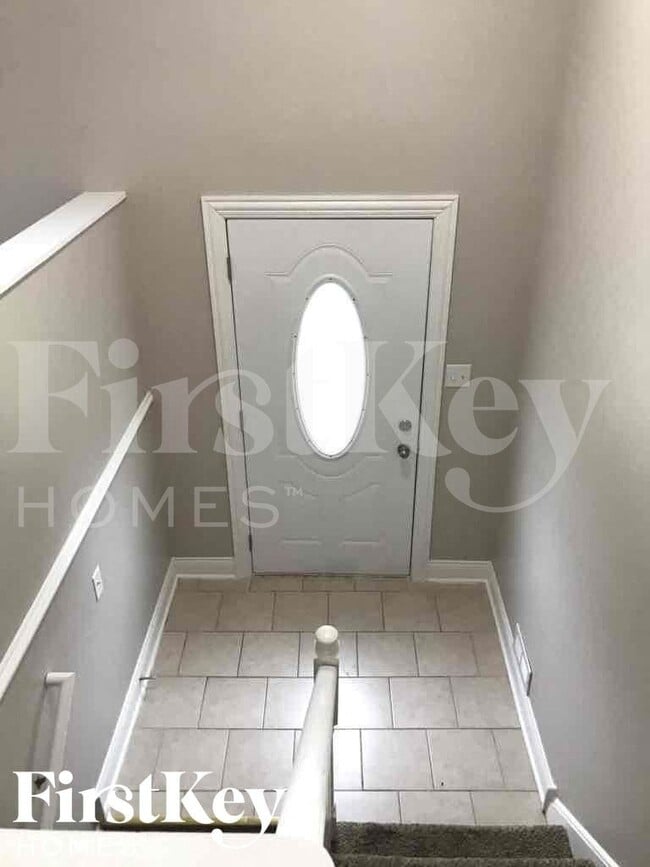 Building Photo - 430 E Clark St