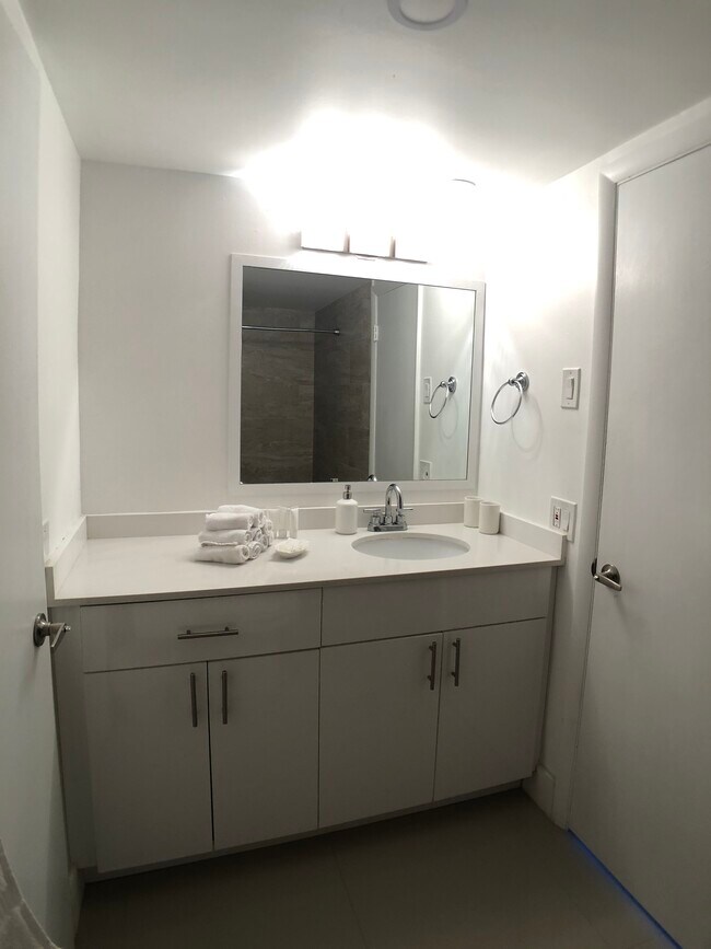 Foto del edificio - 601 N Rio Vista Blvd