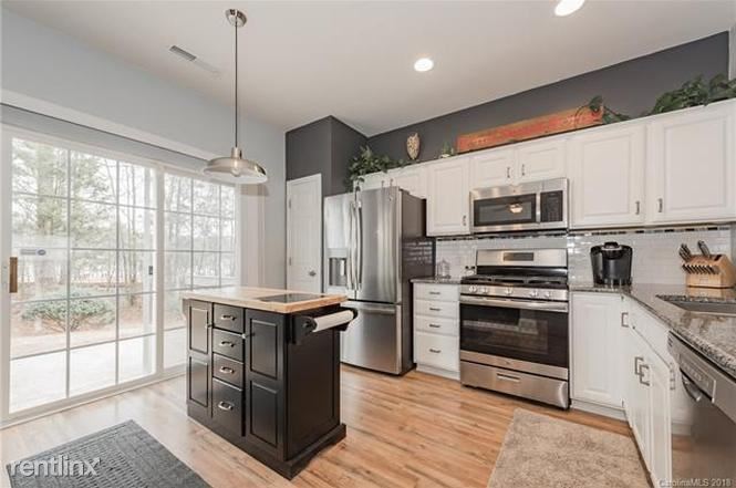 Primary Photo - 11716 Woodmere Trace Dr