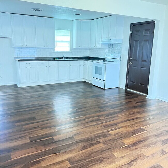 Foto del edificio - 1604 Belmoor Ave