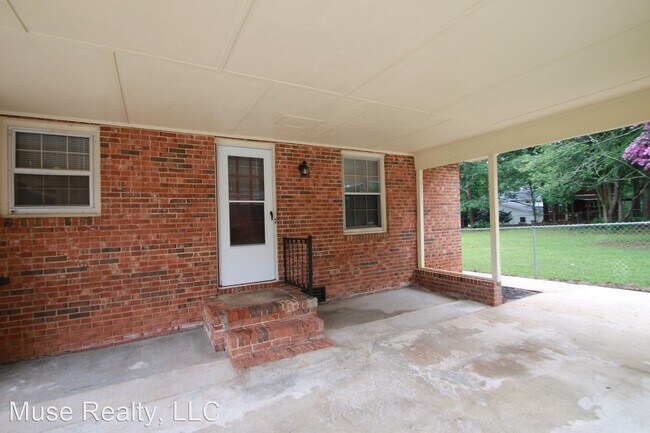 Foto del edificio - 3 br, 2 bath House - 1265 Craig Ave