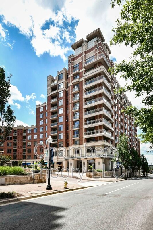 Building Photo - 3600 S Glebe Rd