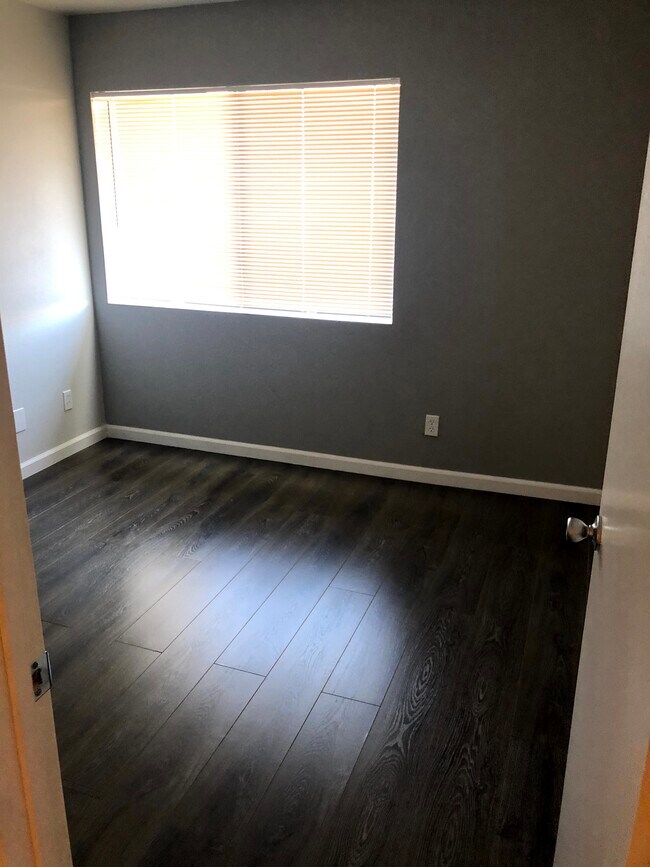 Bedroom #1 - 5114 Longfellow Way