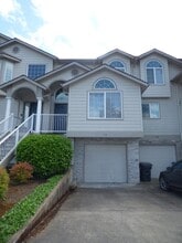 Building Photo - 306 Crystal Springs Ln N