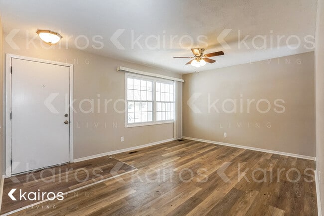 Building Photo - 1175 5th Plaza