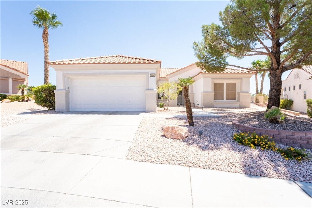 Foto principal - 2348 Rumriver St