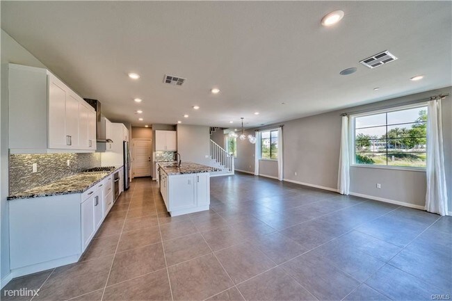 Building Photo - 4 br, 3 bath Condo - 149 Cadence