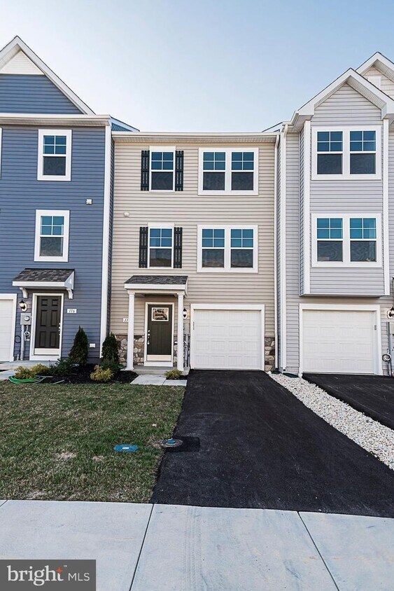 112 Cecily Way, Ranson, WV 25438 Townhouse for Rent in Ranson, WV