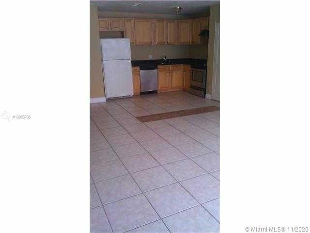 Primary Photo - 5413 NW 24th St