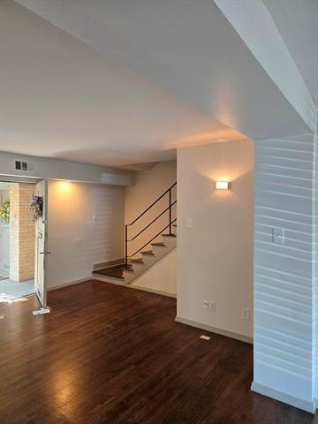 Foto del edificio - 6015 Reiger Ave