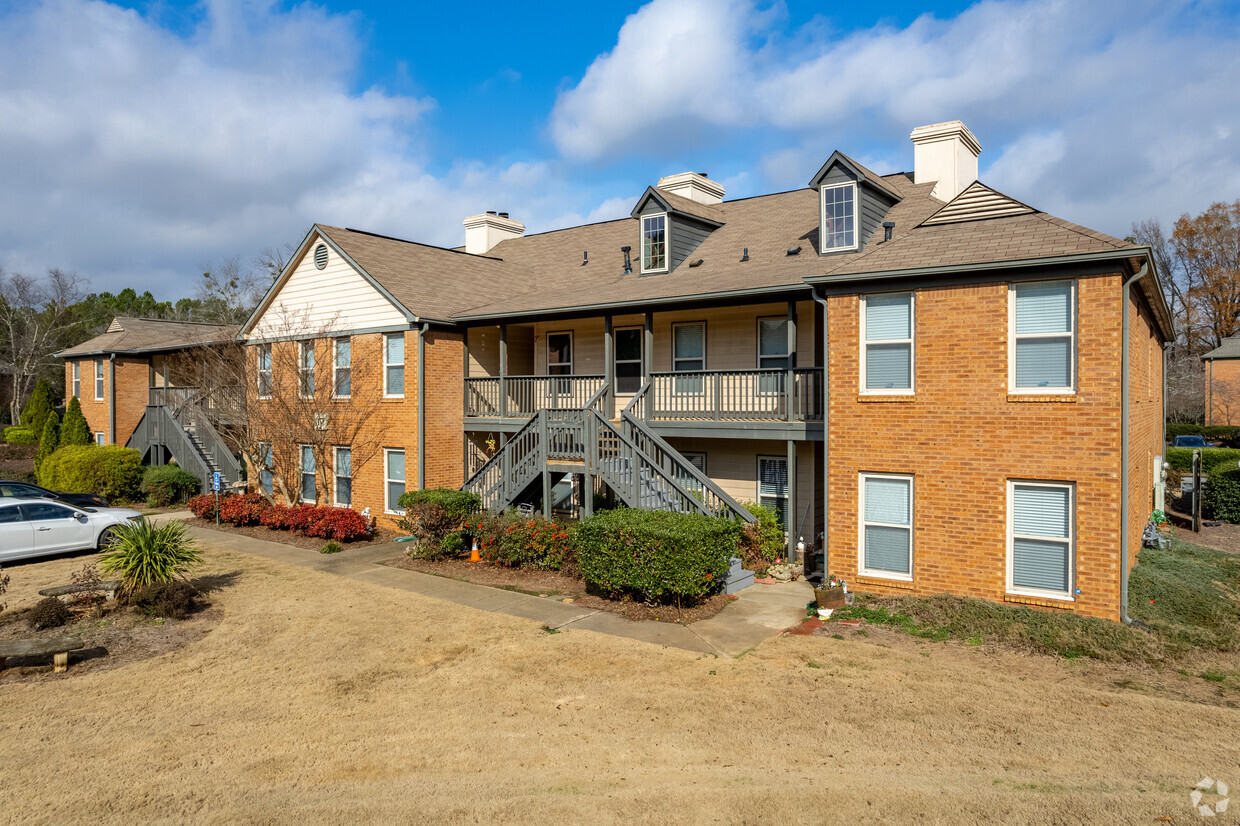 Primary Photo - Hampton Arbors Condominiums