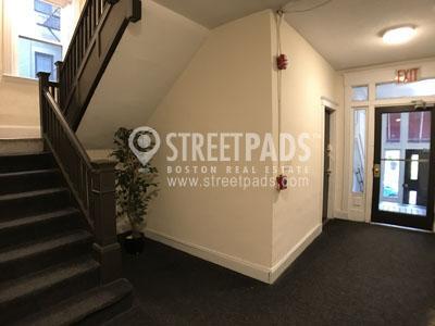 Building Photo - 2 bedroom in Boston MA 02135