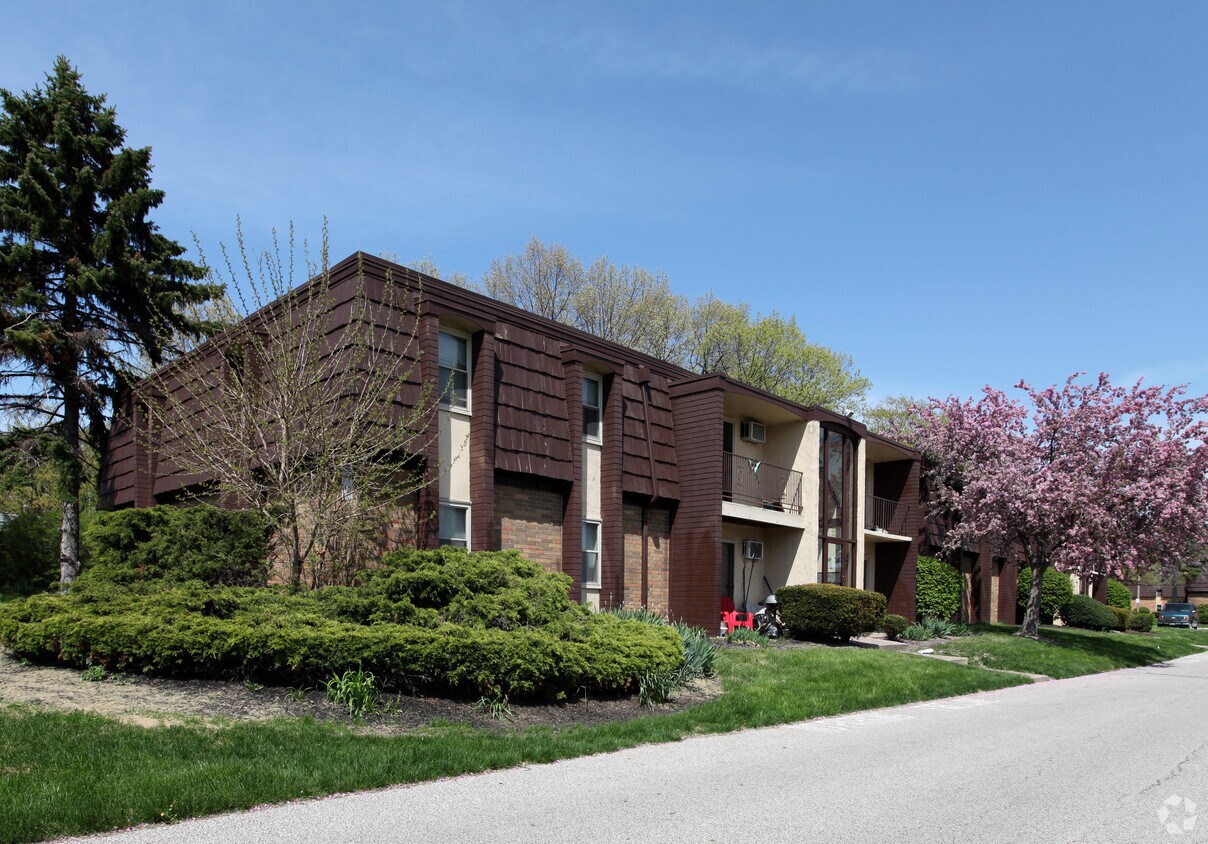 Parkway Apartments Willoughby, OH