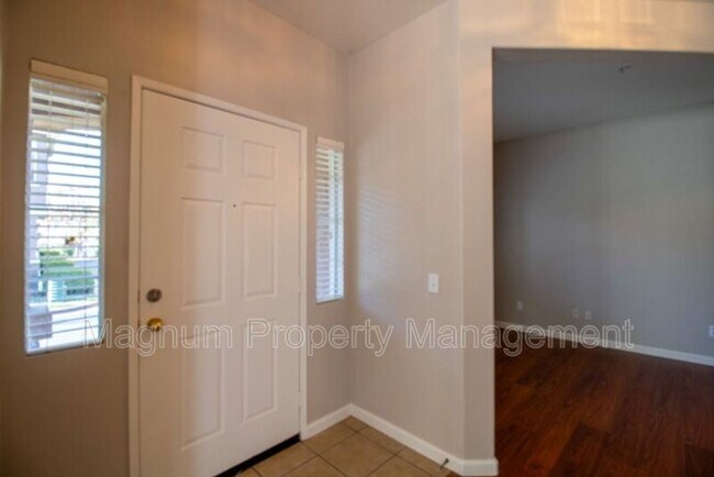 Building Photo - 26092 Mayfield Union Way