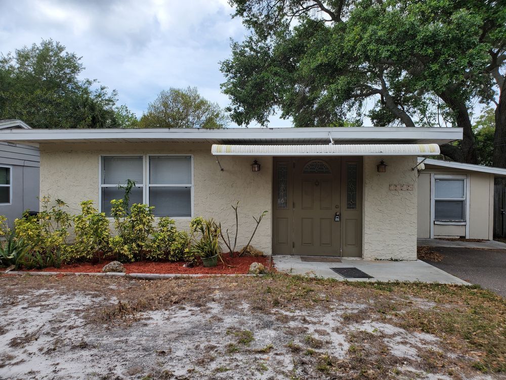 Primary Photo - Nice home FOR RENT in St Pete