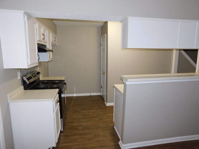 Building Photo - 8078 Greenbrook Parkway Southvaen MS 38671