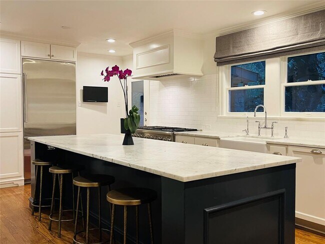 Foto del edificio - 1411 Northwood Rd