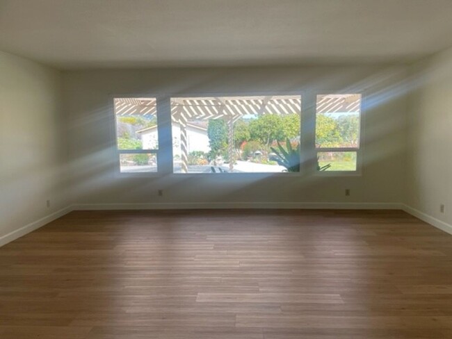 Foto del edificio - Charming Camarillo Retreat with Stunning M...