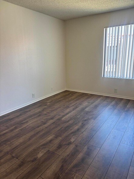 Foto del edificio - 44260 Monroe St
