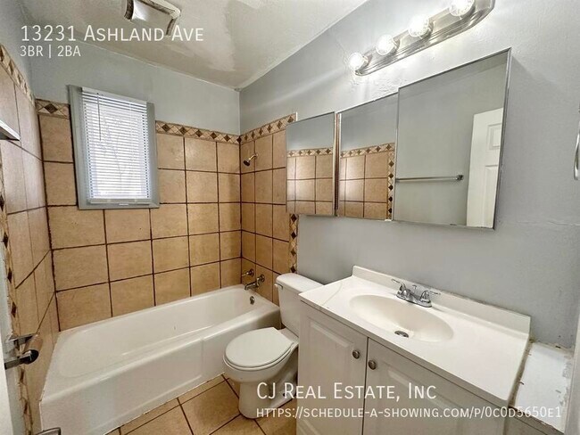 Foto del edificio - 13231 Ashland Ave