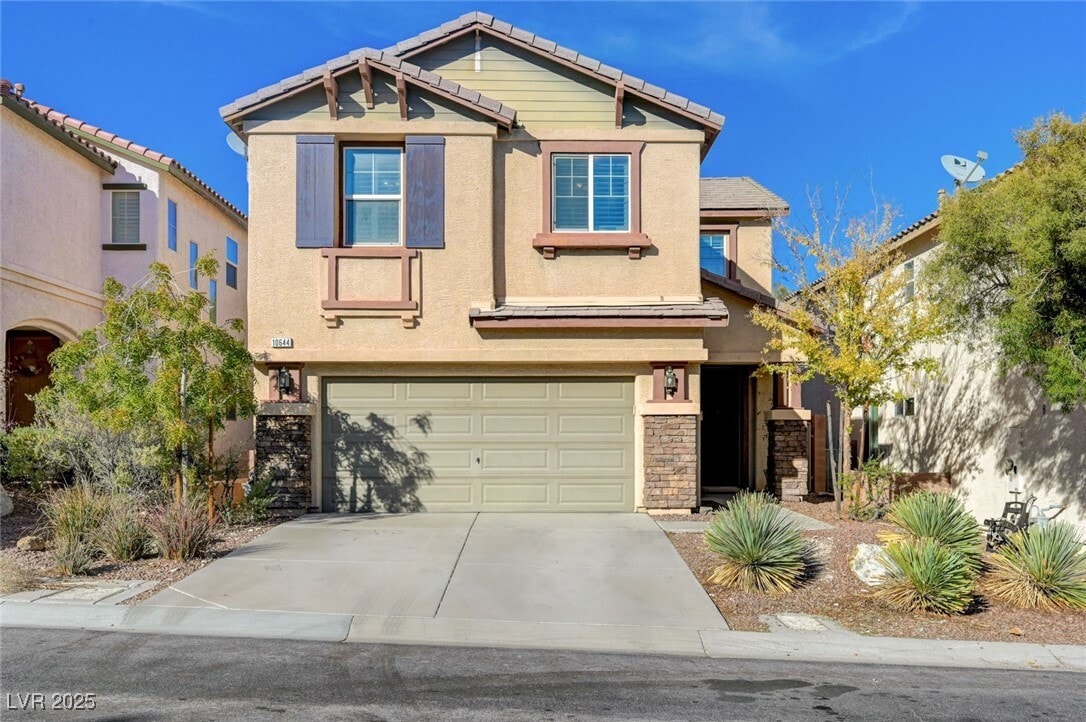 Foto principal - 10644 Tray Mountain Ave