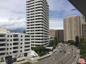 Building Photo - 10660 Wilshire Blvd