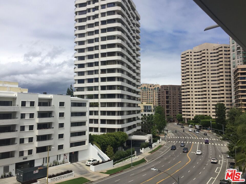 Primary Photo - 10660 Wilshire Blvd