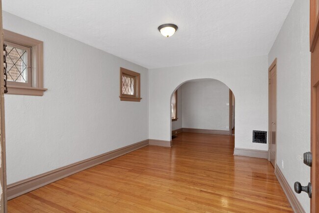 Foto del edificio - 3535 Lawn Ave