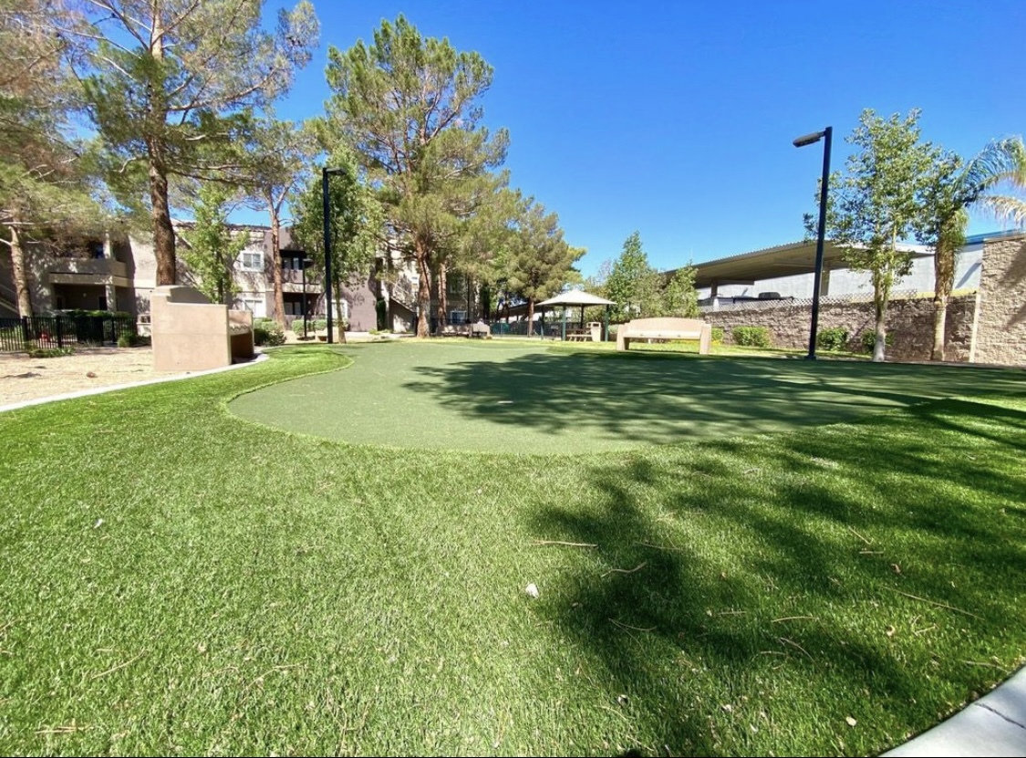 Foto principal - 5250 S Rainbow Blvd
