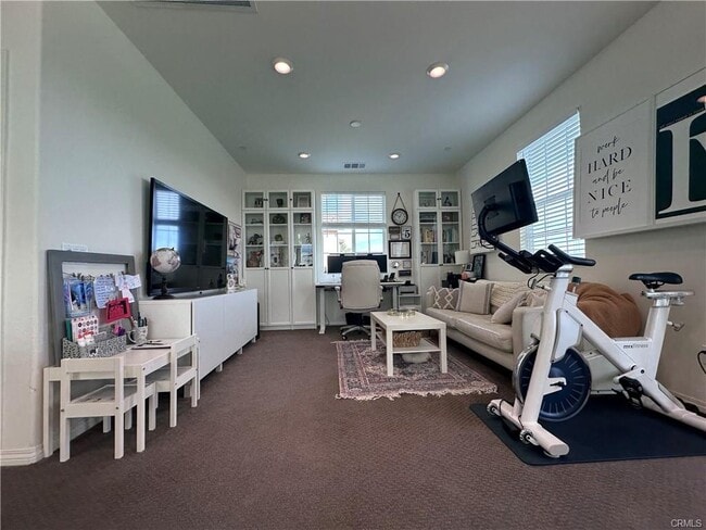 Foto del edificio - 28673 Parkside Dr