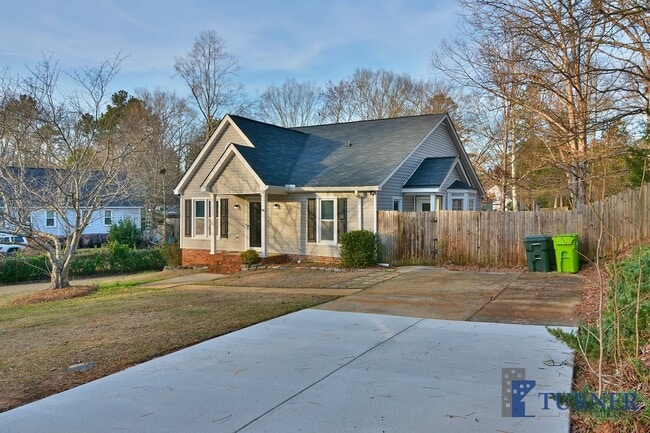Building Photo - 129 River Song Rd, Irmo, SC 29063