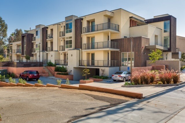 Foto principal - 1008 N Monterey St