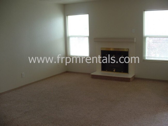 Foto del edificio - 540 S Workland Ln